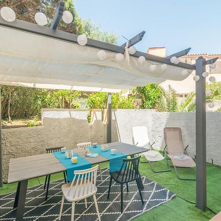 Loriana Seaside Home サンタ・テレーザ・ガッルーラ エクステリア 写真