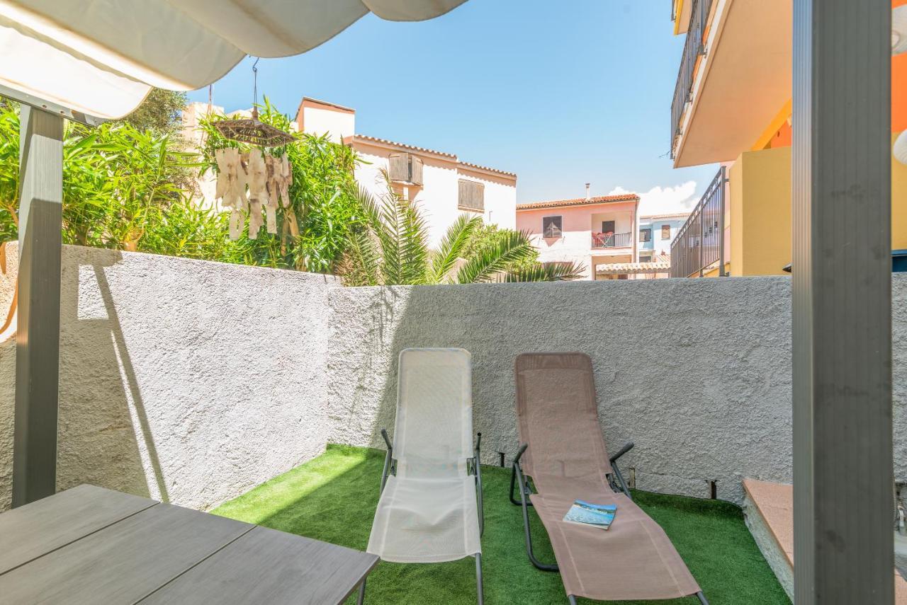 Loriana Seaside Home サンタ・テレーザ・ガッルーラ エクステリア 写真
